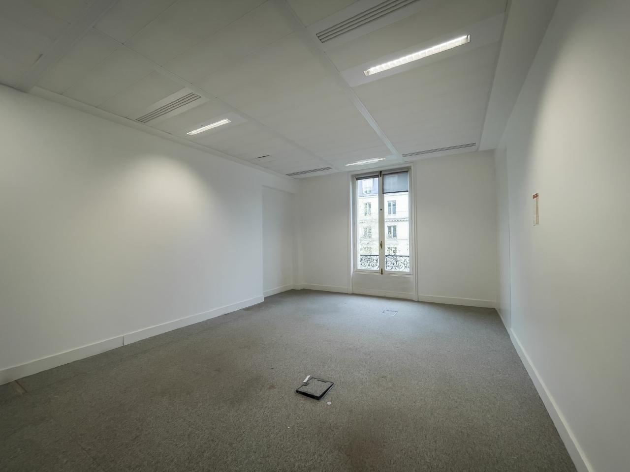 Bureau Paris 466m² Location bureau Paris OLBUR2315994 11